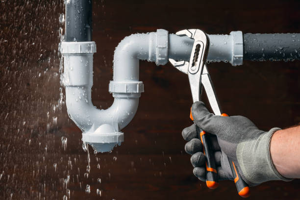 Professional Leak Detection technician working in Quantico, VA